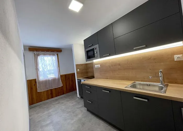 Kovarov Holiday home *